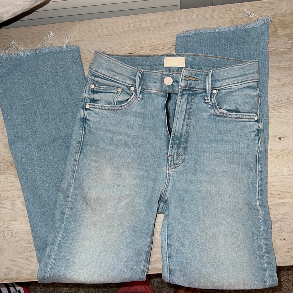 Mother - the insider crop step light blue jeans